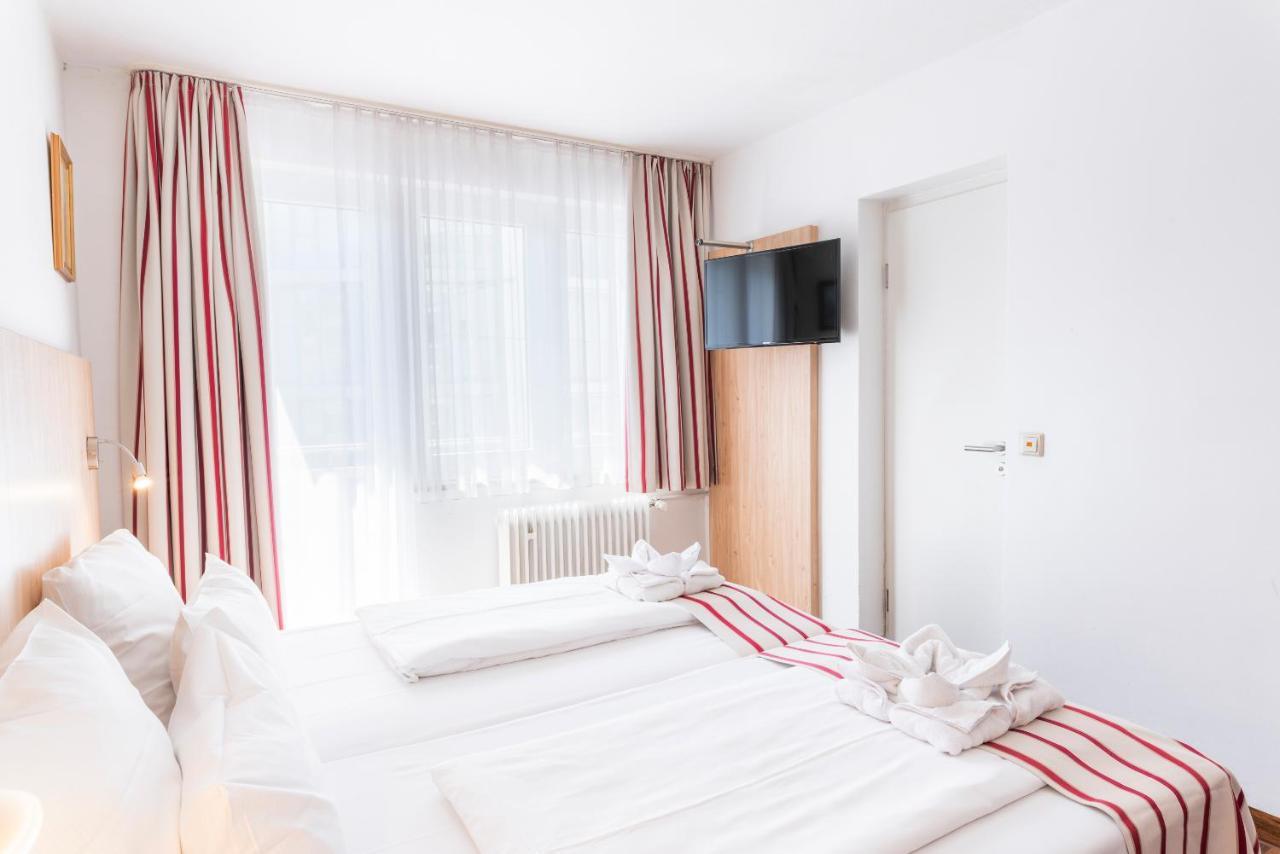 Hotel Astoria Stuttgart City Eksteriør bilde