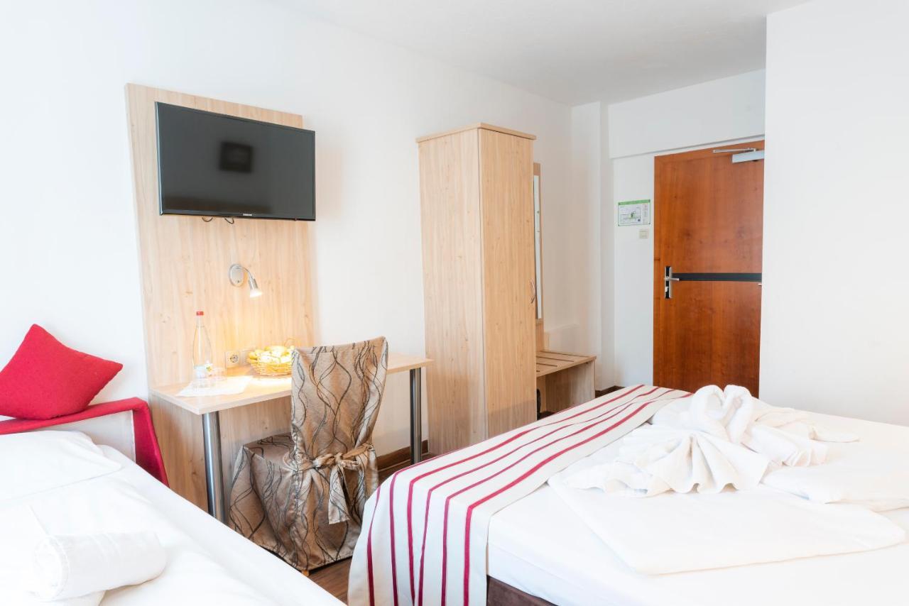 Hotel Astoria Stuttgart City Eksteriør bilde