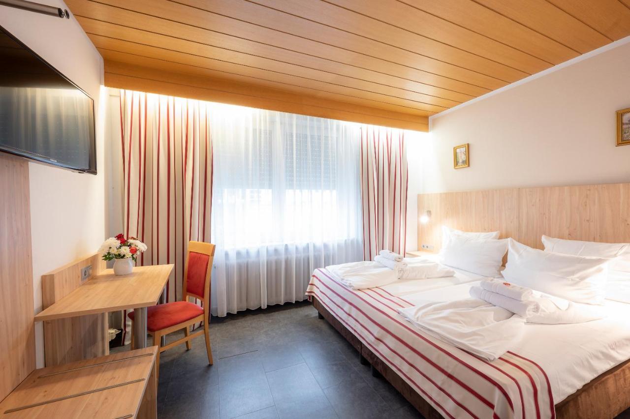 Hotel Astoria Stuttgart City Eksteriør bilde