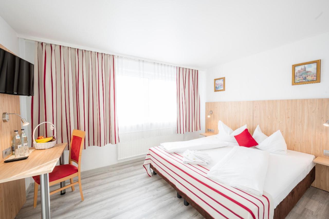 Hotel Astoria Stuttgart City Eksteriør bilde