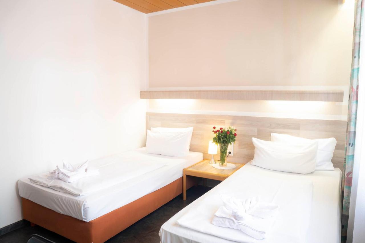 Hotel Astoria Stuttgart City Eksteriør bilde